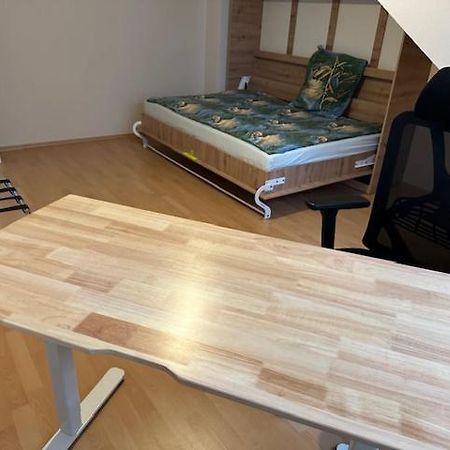 Handwerkerzimmer Düsseldorf Esterno foto