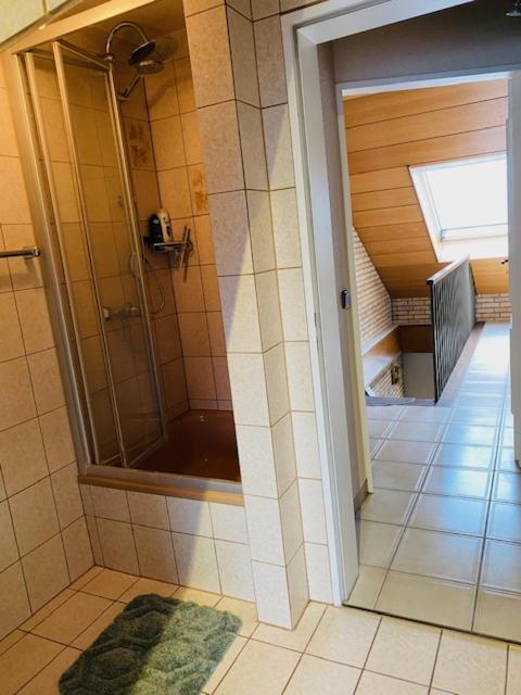 Handwerkerzimmer Düsseldorf Esterno foto